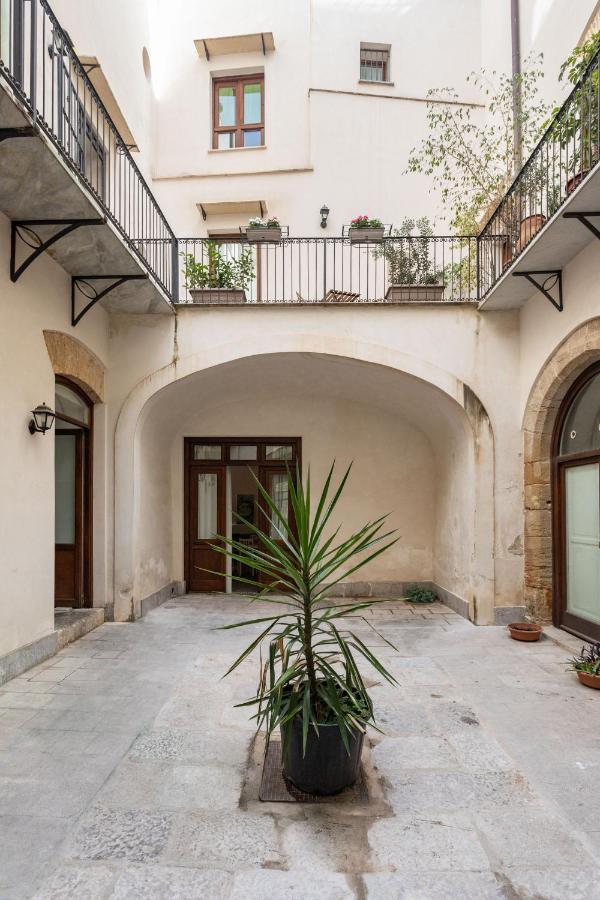 Corte Dumas Palerme Extérieur photo